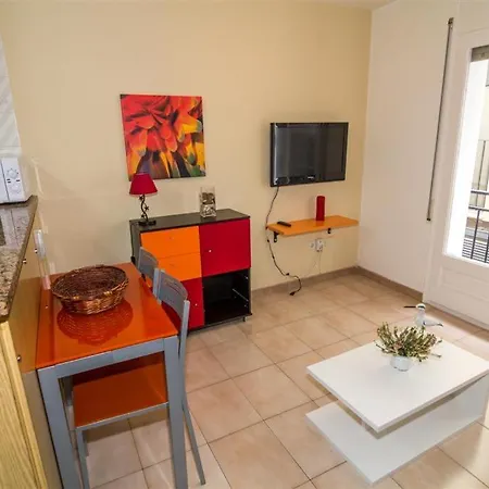 Apartment- Arago 2 Rosas